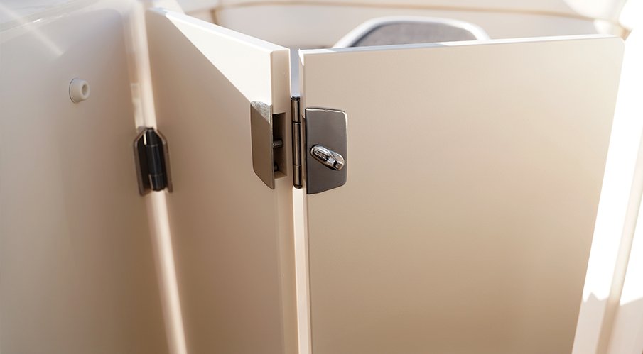 BI-FOLD DOOR LATCH