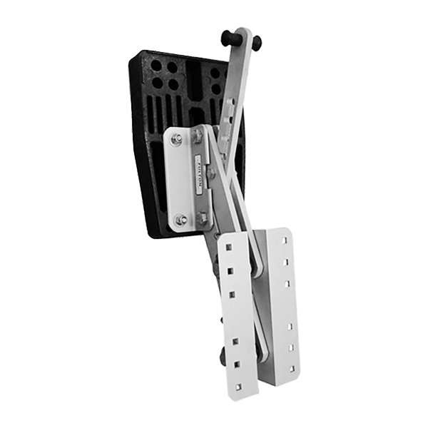 OUTBOARD MOTOR BRACKET