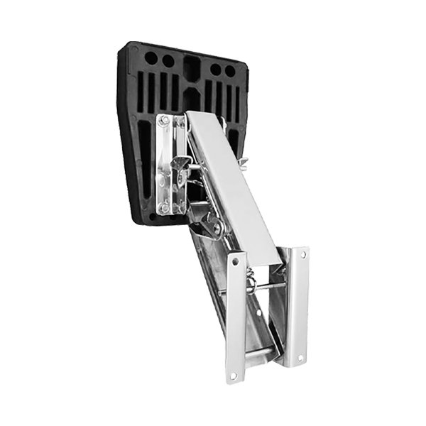 OUTBOARD MOTOR BRACKET